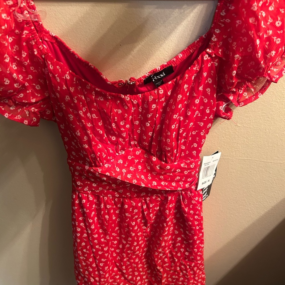 Trixxi Red Floral Midi Dress